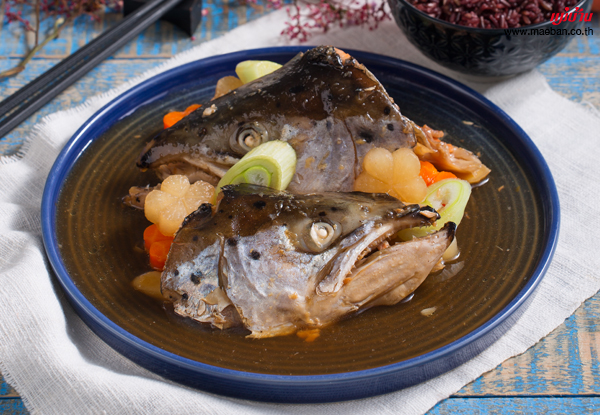 หัวปลาแซลมอนตุ๋นโชยุ สูตรอาหาร วิธีทำ แม่บ้าน
