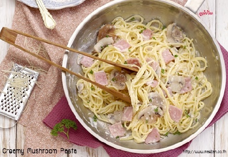 Creamy Mushroom Pasta สูตรอาหาร วิธีทำ แม่บ้าน