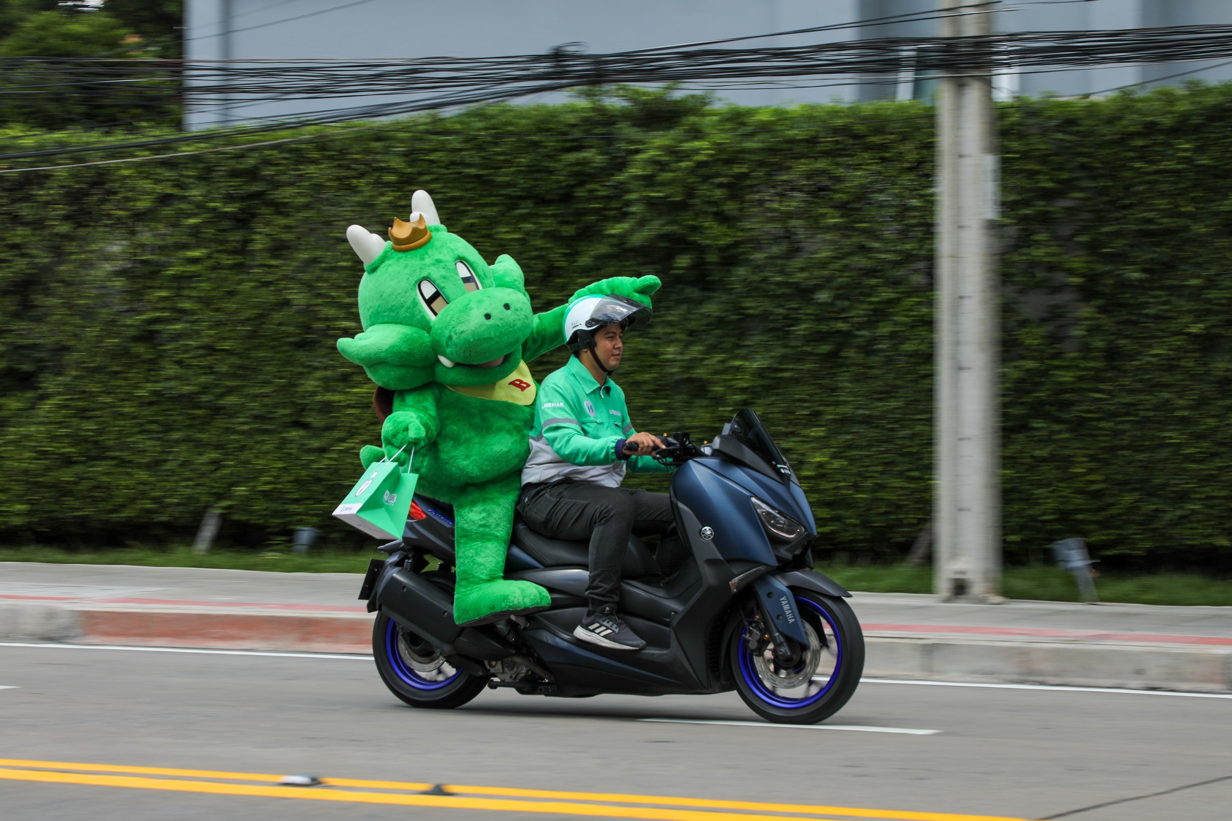 ชาวบ้านตะลึง! เจอพี่ก้อน ซ้อน LINE MAN  ส่งตรงเมนูใหม่ รสชาติไทยถึงหน้าบ้านกับ “GONสตรีทฟู้ด”