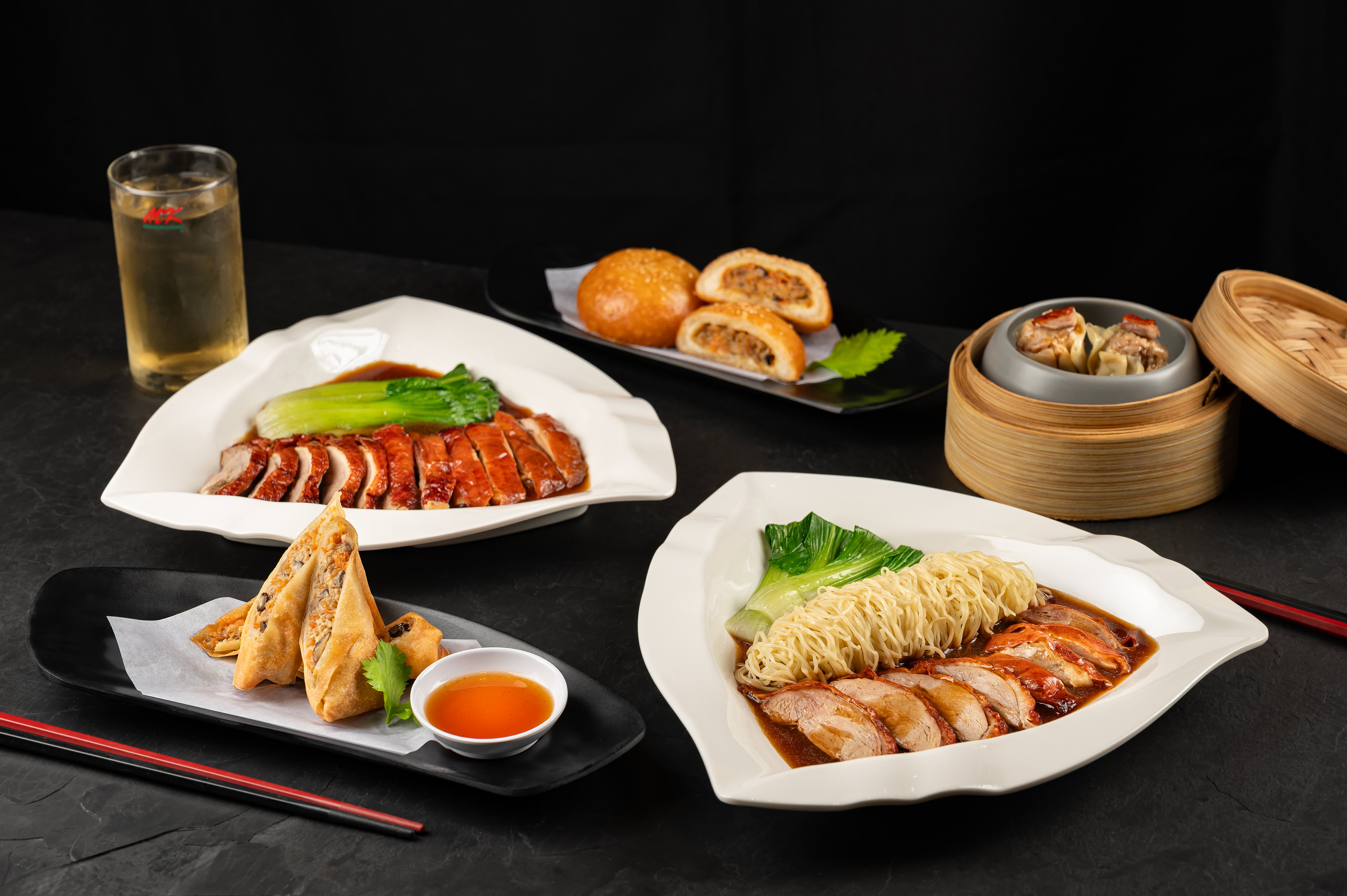 MK Restaurants x Chef Man เชฟฮ่องกงชื่อดัง ชวนสัมผัสความอร่อยเหนือระดับ 5 เมนูพิเศษ รังสรรค์ “เป็ดย่างซิกเนเจอร์จาก MK” ผสาน “ซอสเป๋าฮื้อ” ชั้นเลิศ 