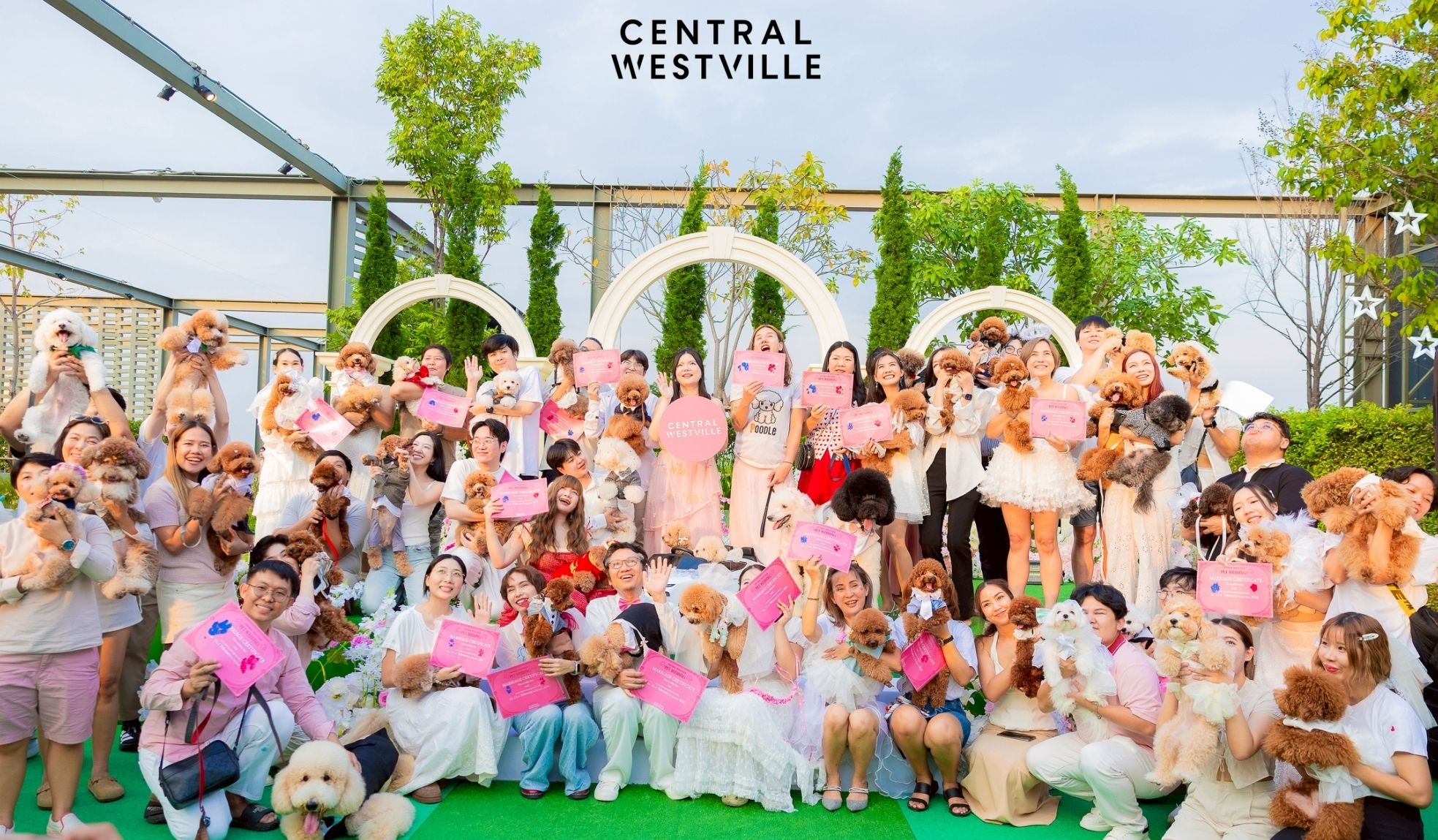 Love in Motion ฟีเวอร์! เช็คอินทุกโหมดรัก สร้างโมเมนต์วาเลนไทน์ที่ศูนย์การค้าเซ็นทรัลทั่วประเทศ สำนักพิมพ์แม่บ้าน