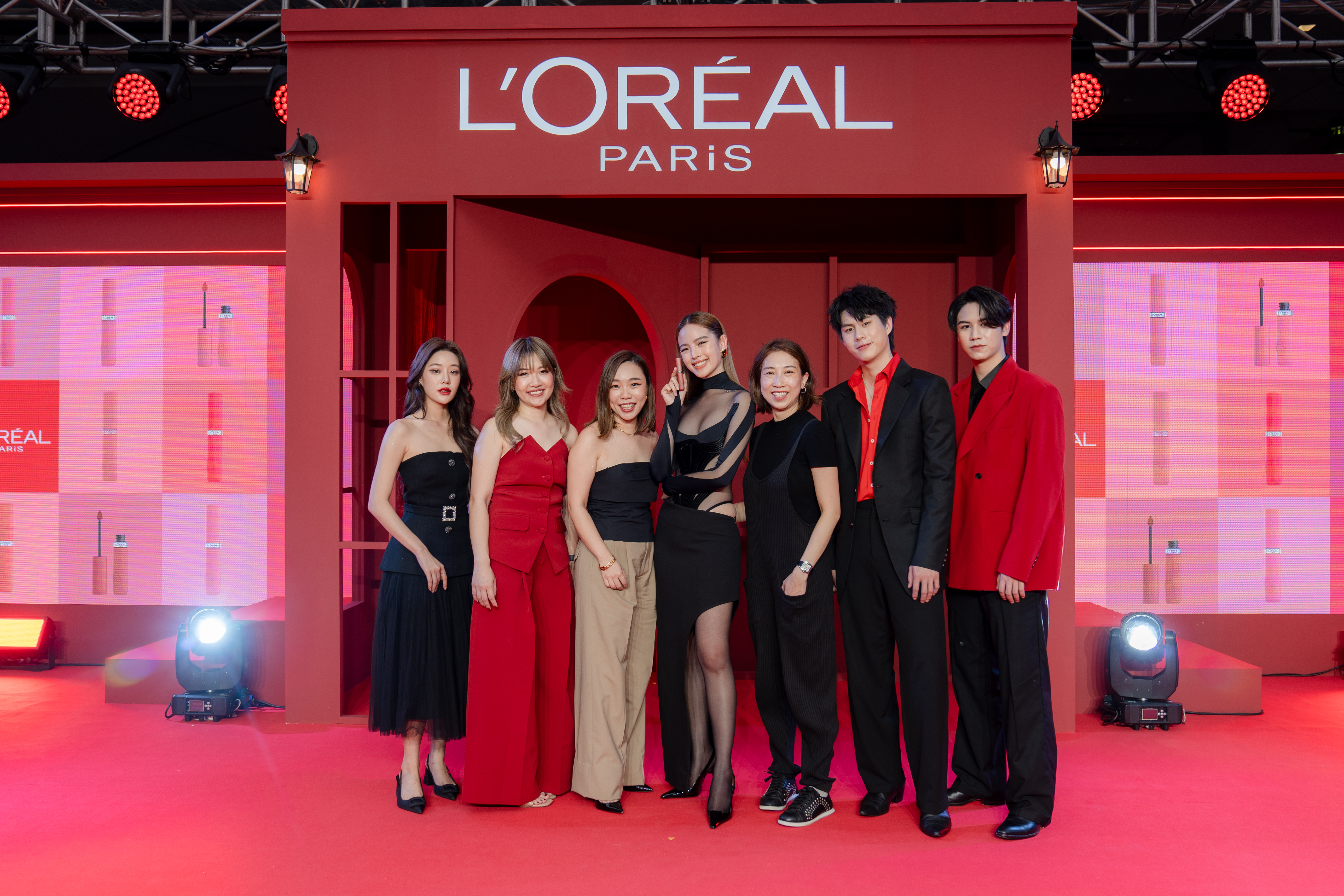 แลนด์ดิ้งเมืองไทยแล้ว! ลอรีอัล ปารีส เปิดตัวลิปแมทใหม่ล่าสุด Infallible Matte Resistance Lipstick ลิปแมทแบบใหม่ ที่ไม่เหนียว ไม่หนักปาก การันตีติดทนนานสูงสุด 16 ชั่วโมง  ในงานอีเวนต์สุดเอ็กซ์คลูซีฟ L'Oreal Paris Maison Infallible