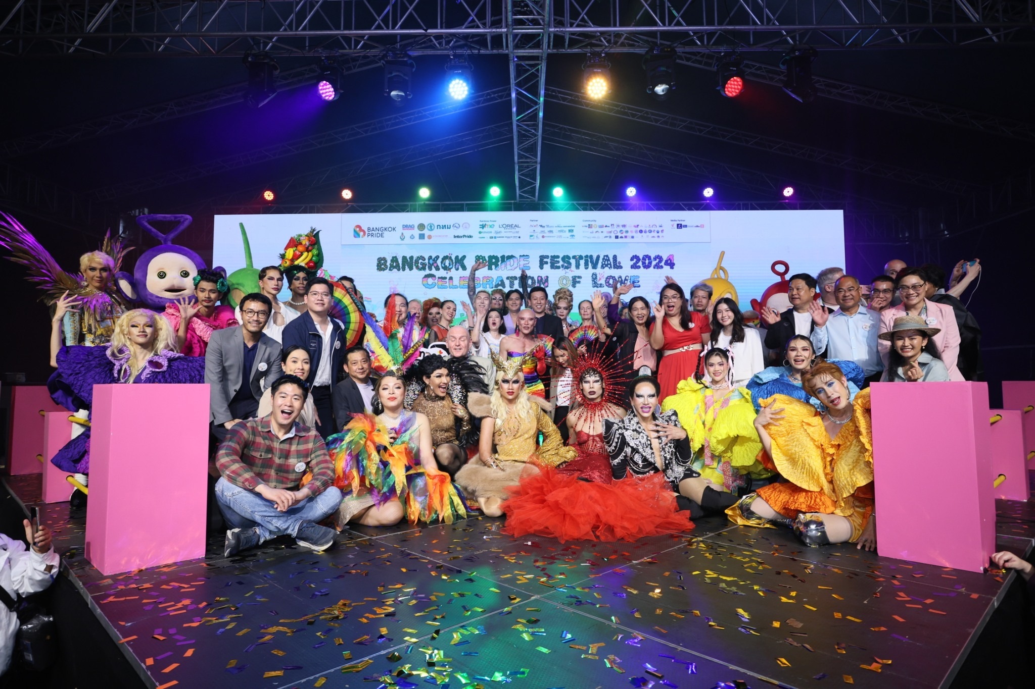 พร้อมเปิดเทศกาล “Bangkok Pride Festival 2024” กระหึ่ม!  เฟสติวัลที่ยิ่งใหญ่ที่สุดในเอเชียตะวันออกเฉียงใต้   รวมพลัง LGBTQIAN+ ร่วม Celebration of Love เฉลิมฉลองสมรสเท่าเทียม สำนักพิมพ์แม่บ้าน