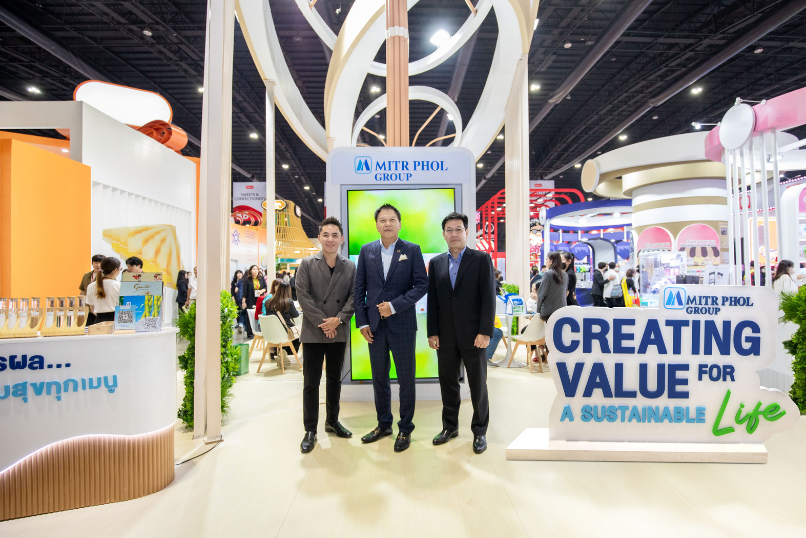 มิตรผล ยกทัพขบวนสินค้า ออกบูธในงาน THAIFEX - Anuga Asia 2025 ภายใต้คอนเซ็ปต์ Mitr Phol Moves Life เติมความสุขทุกเมนู สำนักพิมพ์แม่บ้าน