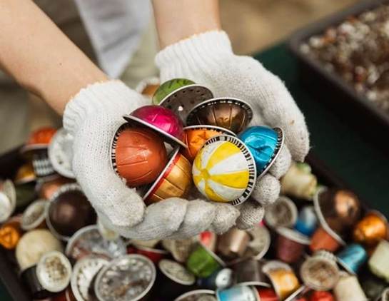 เนสเพรสโซ เดินหน้าลุยเส้นทางการรีไซเคิลจับมืออินฟลูเอนเซอร์สายสิ่งแวดล้อม มุ่งเป้าเพิ่มอัตราการส่งคืนแคปซูลกาแฟใช้แล้วในปีนี้ สำนักพิมพ์แม่บ้าน
