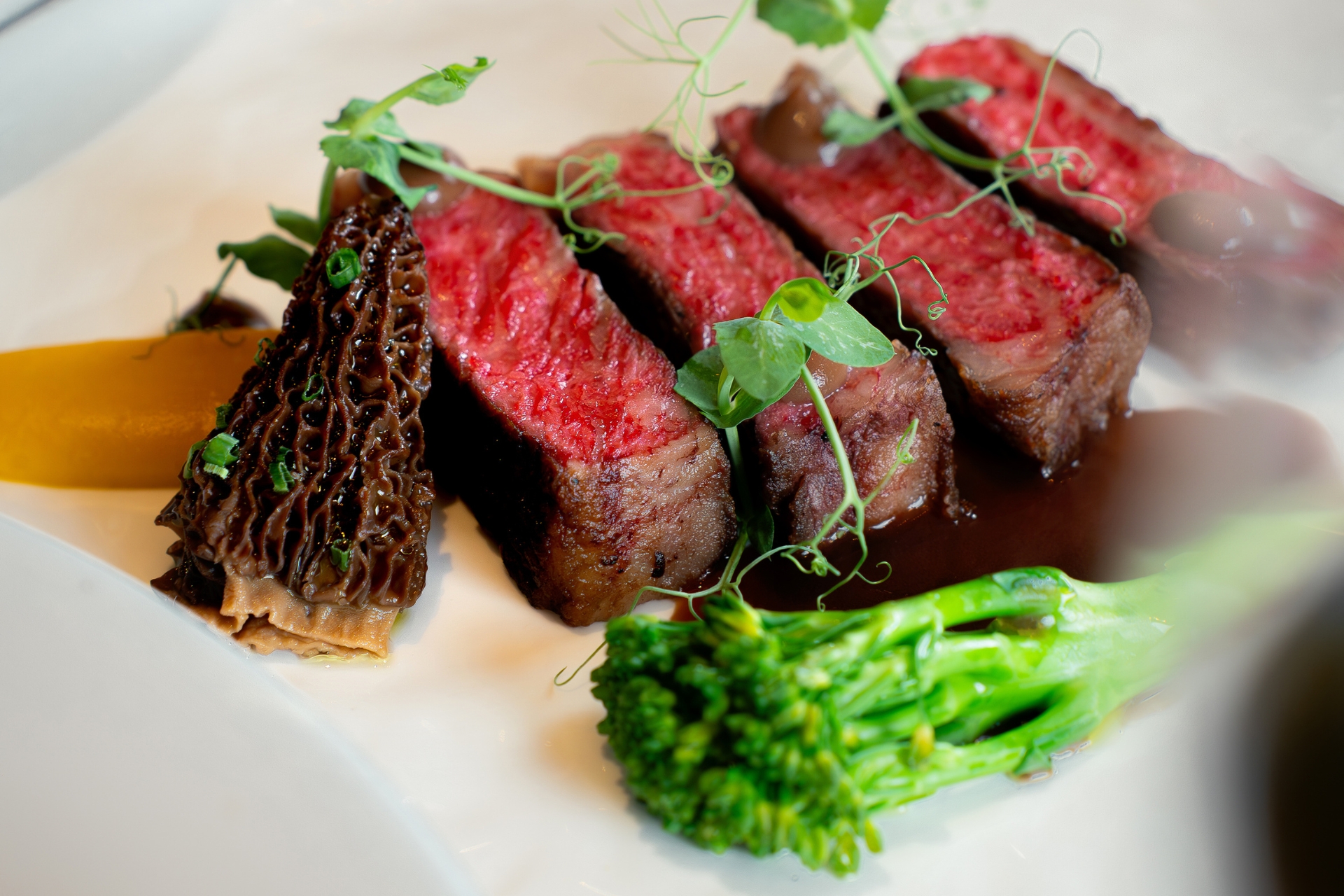 Sheraton Grande Sukhumvit นำเสนอ: Carrara Wagyu x Penfolds ที่ Rossini’s – ศิลปะการทำอาหารชั้นเลิศและไวน์ระดับตำนาน