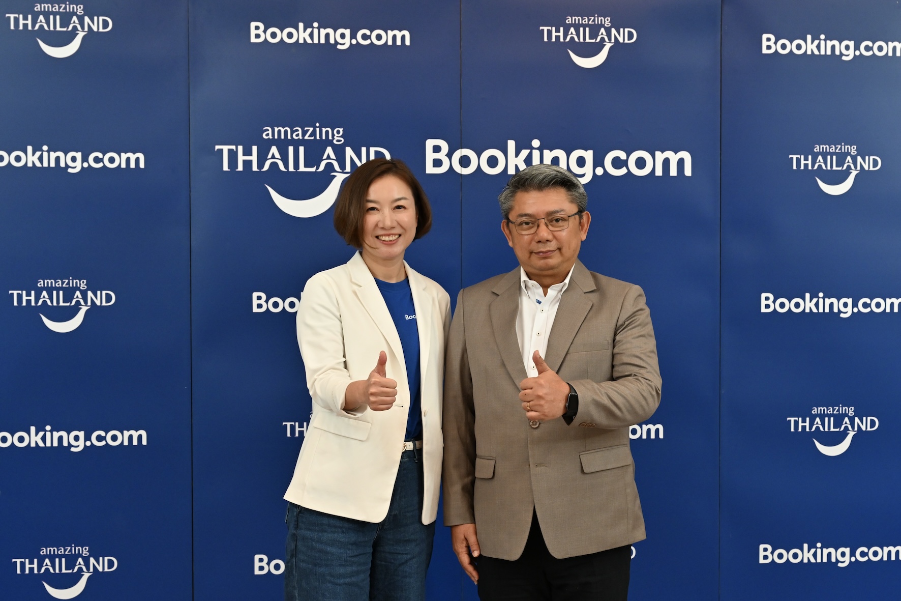 Booking.com เดินหน้าความร่วมมือกับททท. ในแคมเปญ #ExploreThaiTaste เป็นปีที่สอง! เปิดตัวThai Foodie Map 2.0 คู่มือเดินทางตามรอยอาหารถิ่นในเมืองน่าเที่ยวทั่วไทยสำหรับเหล่านักชิม