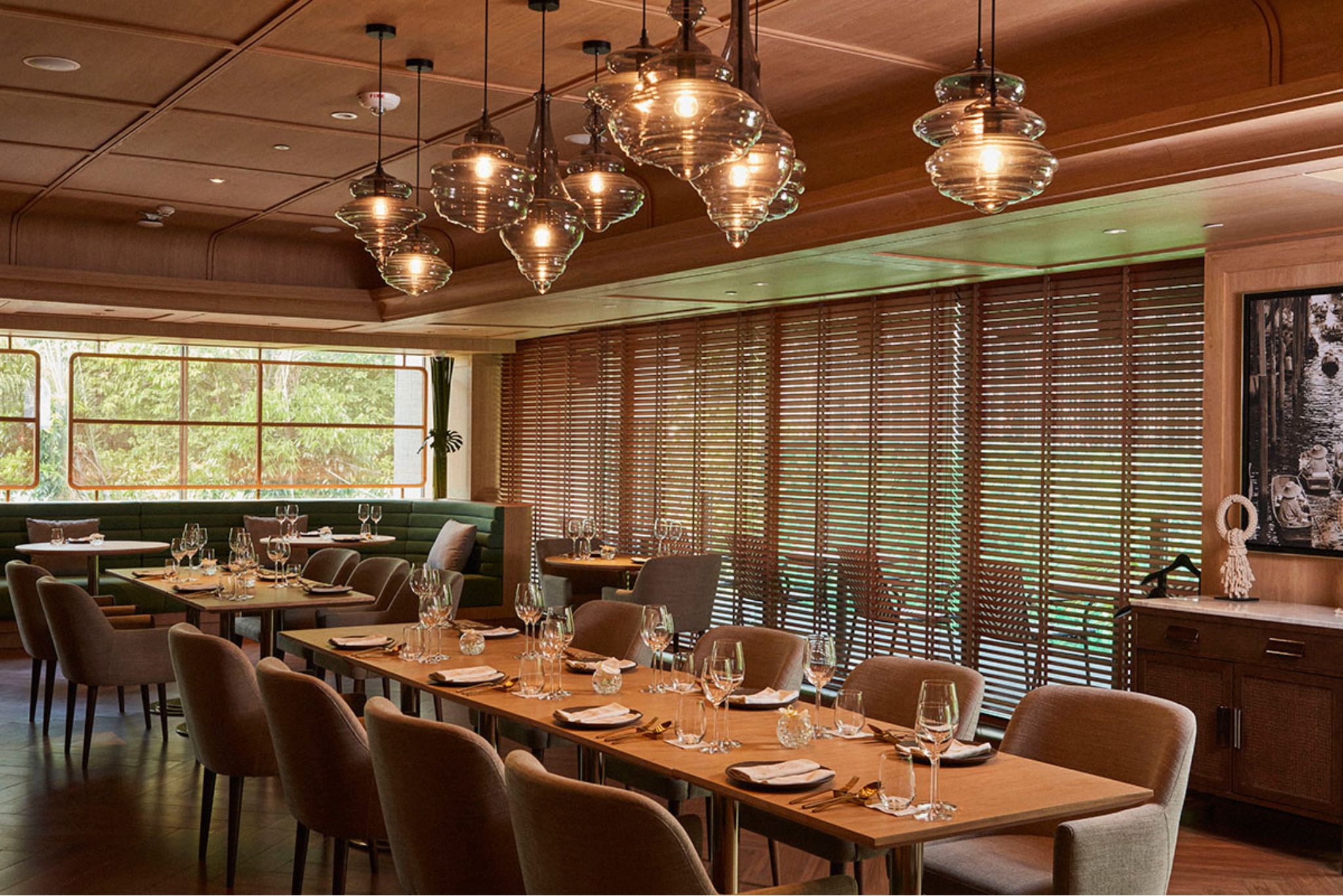 ร้านอาหารคำหอม โดยเชฟเอียน กิตติชัย ให้คุณเฉลิมฉลองเทศกาลแห่งความสุขส่งท้ายปี ด้วยเซตเมนูอาหารไทยเลิศรส  สำนักพิมพ์แม่บ้าน