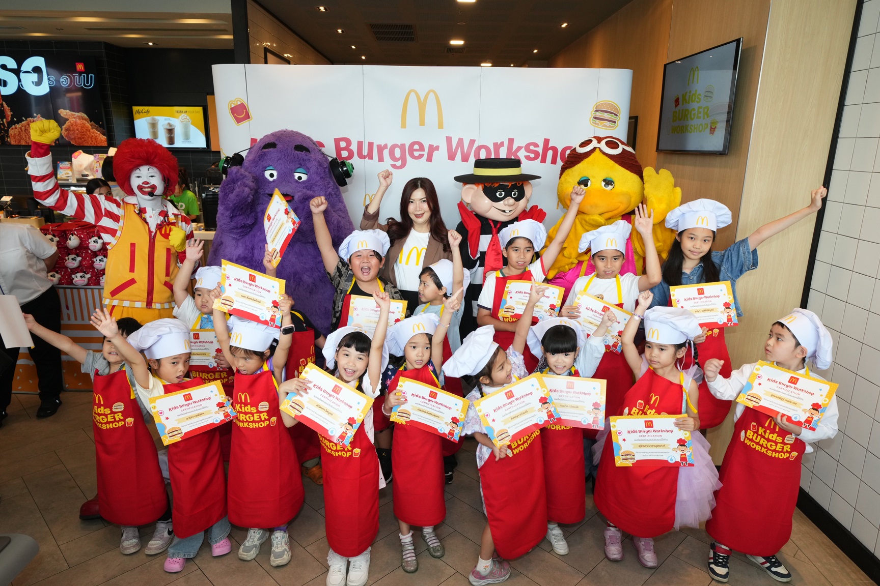 แมคโดนัลด์ จัดกิจกรรม Kids Burger Workshop มอบประสบการณ์สุดพิเศษ ปั้นเชฟตัวน้อย สร้างสรรค์เมนูเบอร์เกอร์สุดโปรด