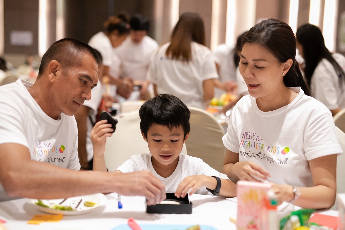 เปิดตำราเลี้ยงลูกเชิงบวกแบบฉบับ “ผู้พันเบิร์ด” กับบทบาทคุณพ่อฮีโร่ตัวจริงของลูกชาย