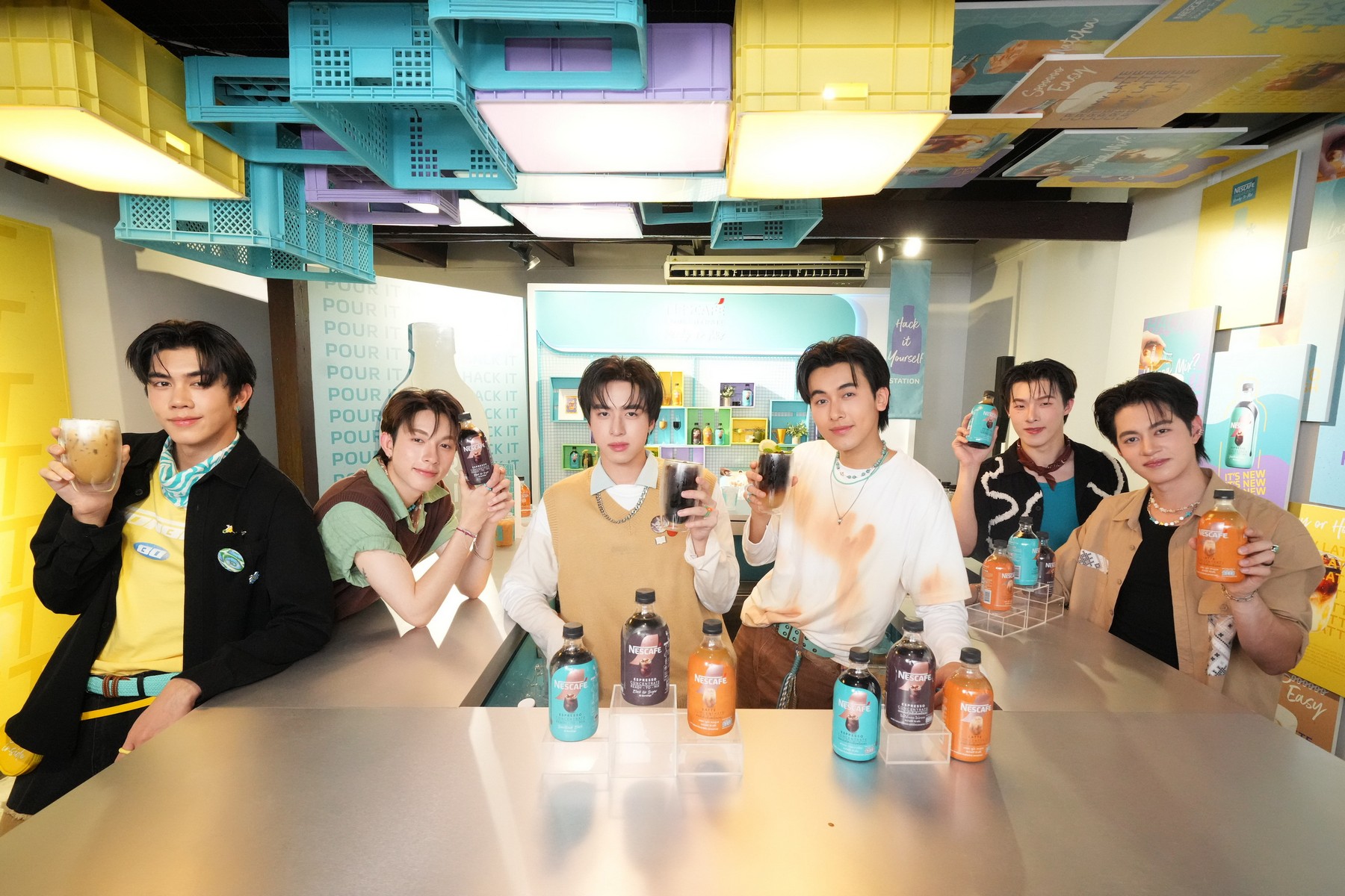 เนสกาแฟ จัดปาร์ตี้กาแฟเปิดตัว “เนสกาแฟ คอนเซนเทรต เรดี้ทูมิกซ์” นวัตกรรมกาแฟเข้มข้นพร้อมชงระดับโลก  เนรมิตถนนทรงวาดจัดคอฟฟี่ เฮ้าส์ ปาร์ตี้ ชวน PROXIE - PiXXiE มามิกซ์ความสนุกเอาใจ Gen Z  