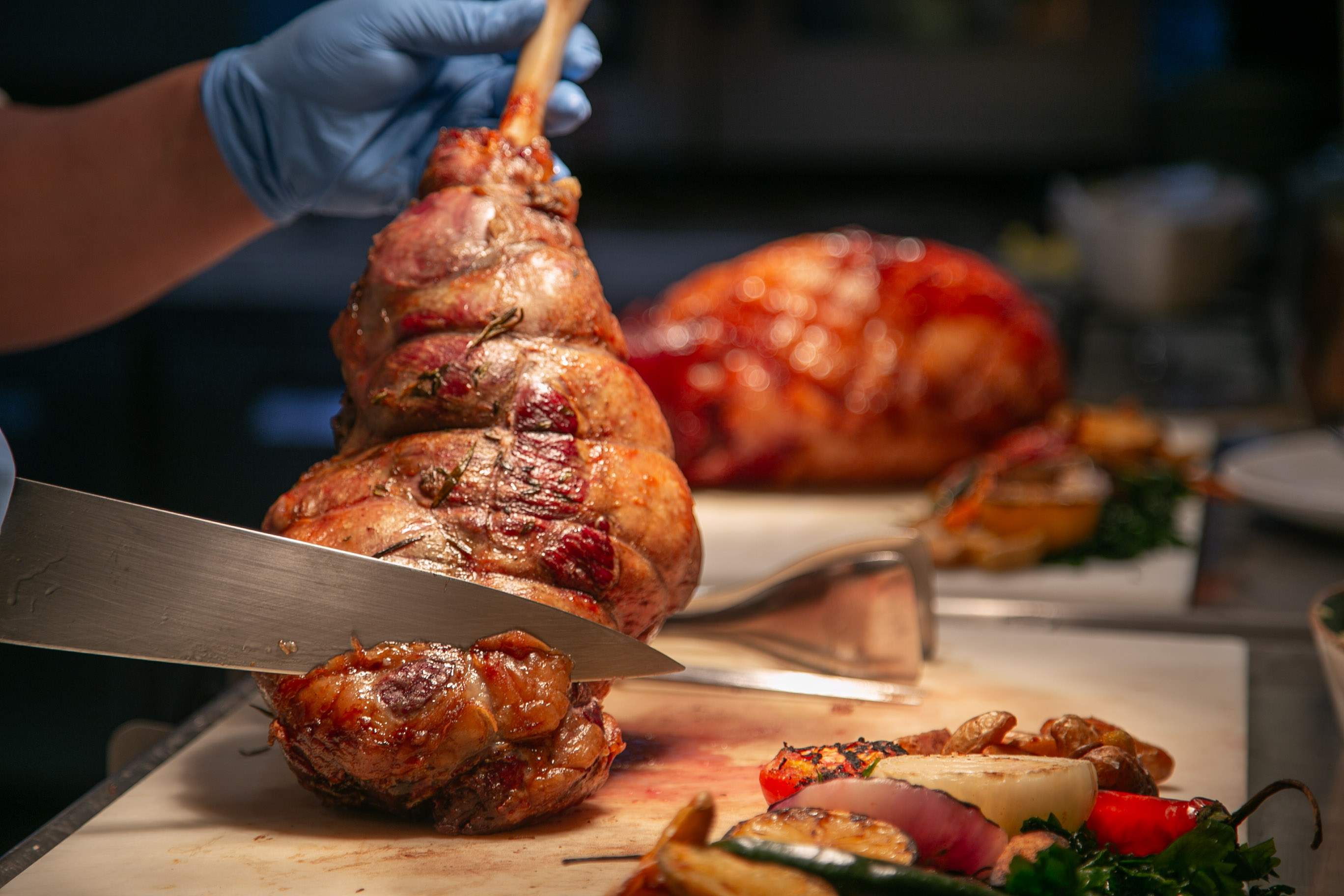 ส่งท้ายปี แบบสุดฟินกับแกรนด์ดินเนอร์บุฟเฟ่ต์สุดอลังการ ณ ห้องอาหารเวนติซี โรงแรมเซ็นทาราแกรนด์ฯ เซ็นทรัลเวิลด์ สำนักพิมพ์แม่บ้าน