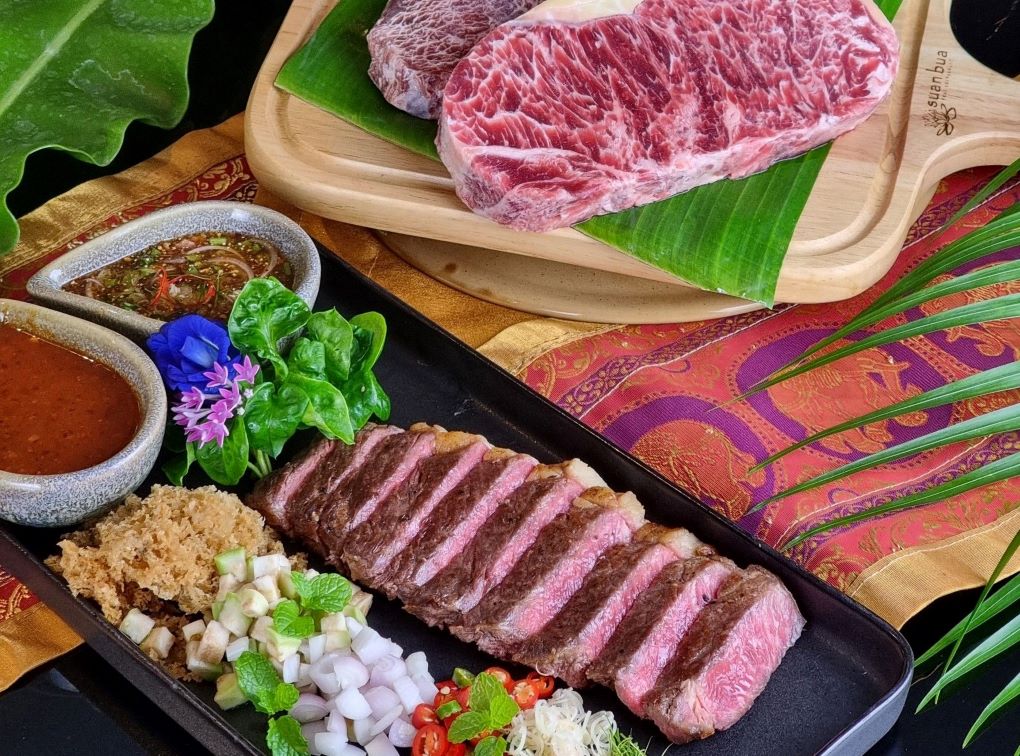 สัมผัสรสชาติเนื้อโคชั้นดีของไทย “ เนื้อกำแพงแสน ” ที่ห้องอาหารสวนบัว เซ็นทาราแกรนด์ ลาดพร้าว