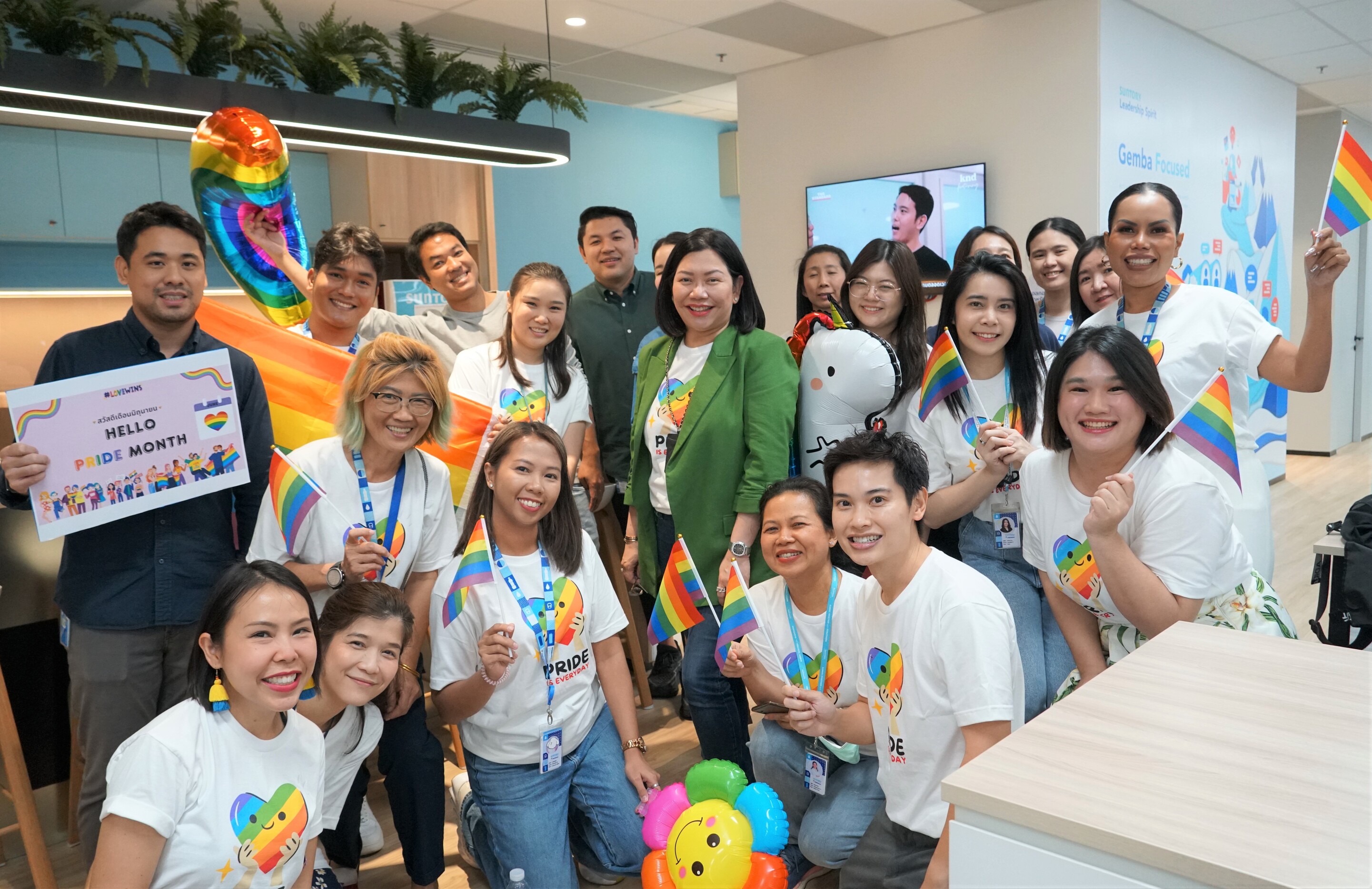 ซันโทรี่ เป๊ปซี่โค ประเทศไทย ร่วมฉลอง PRIDE MONTH สนับสนุนพนักงานให้กล้าเป็นตัวเอง ส่งเสริมความหลากหลายและเปิดทุกโอกาสอย่างเท่าเทียม 