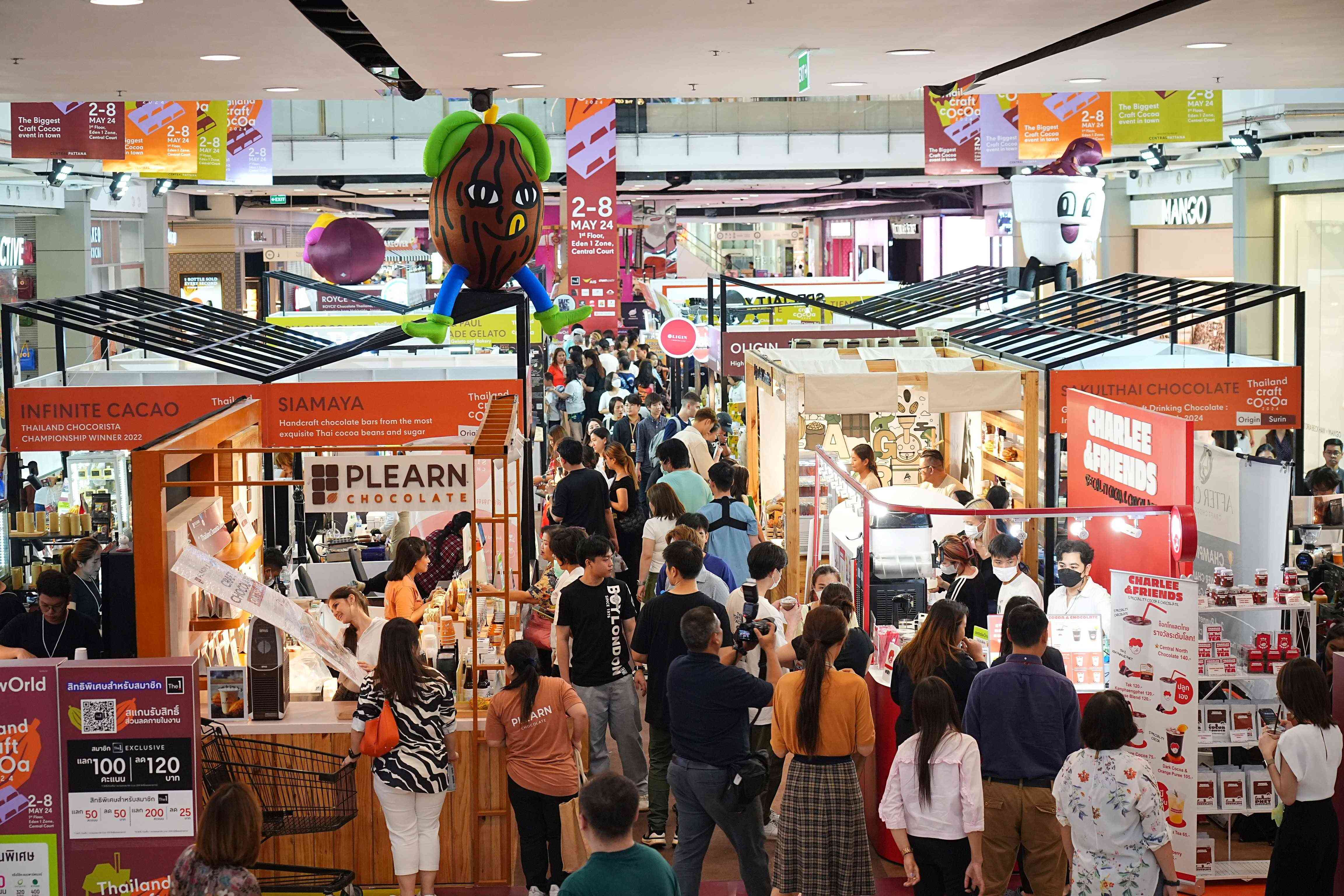 หลากหลายประสบการณ์โกโก้ เพื่อ Cocoa People ในงาน THAILAND CRAFT COCOA 2025 ตั้งแต่ 19 พ.ค. 68 – 25 พ.ค. 68 ณ ศูนย์การค้าเซ็นทรัลเวิลด์ สำนักพิมพ์แม่บ้าน