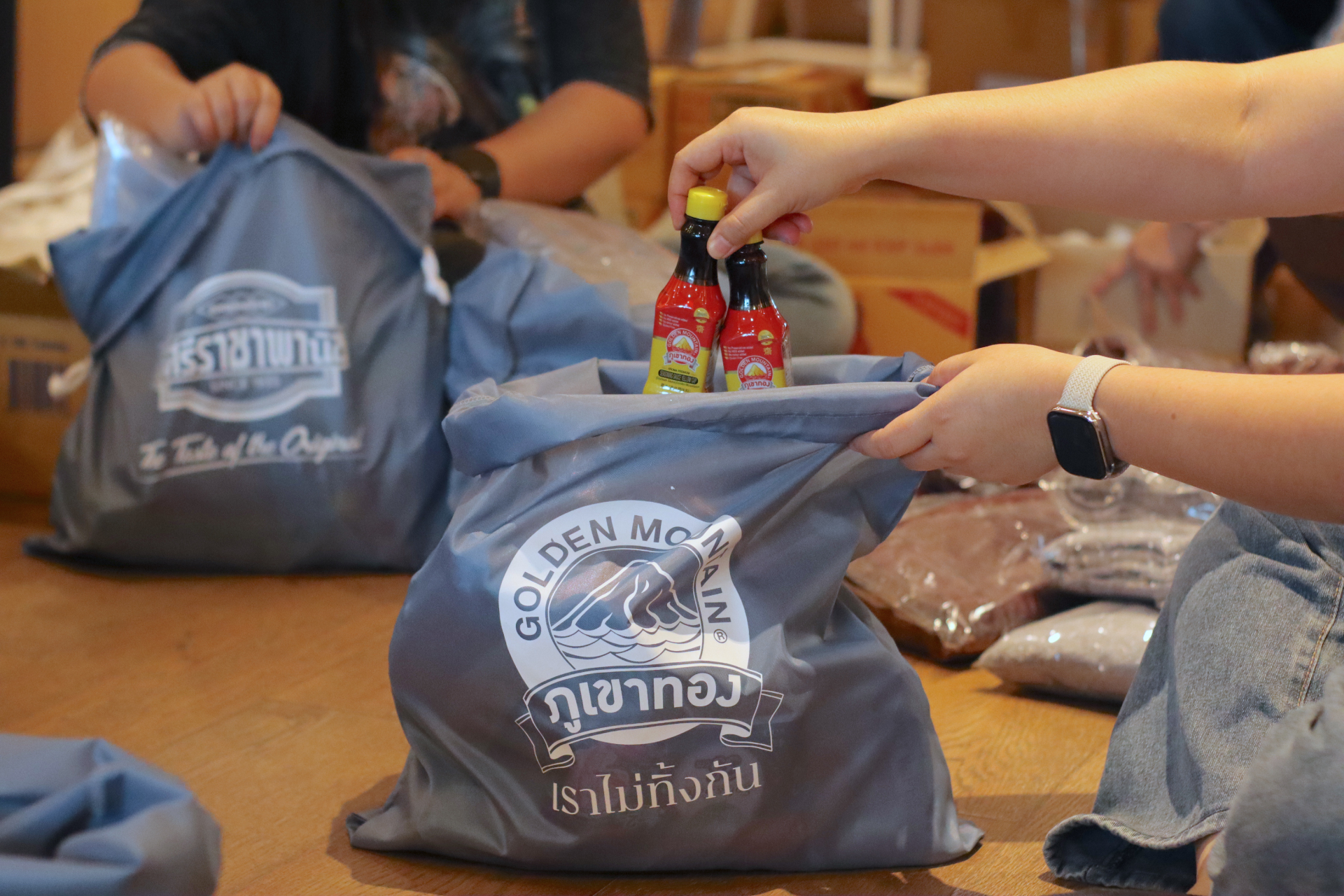 “ไทยเทพรส” ร่วมบรรเทาทุกข์น้ำท่วมใหญ่ภาคใต้ บริจาคถุงยังชีพ-อาหารสัตว์ 1 ตัน มูลค่ากว่า 600,000 บาท ผ่านโครงการ “ภูเขาทอง เราไม่ทิ้งกัน” 