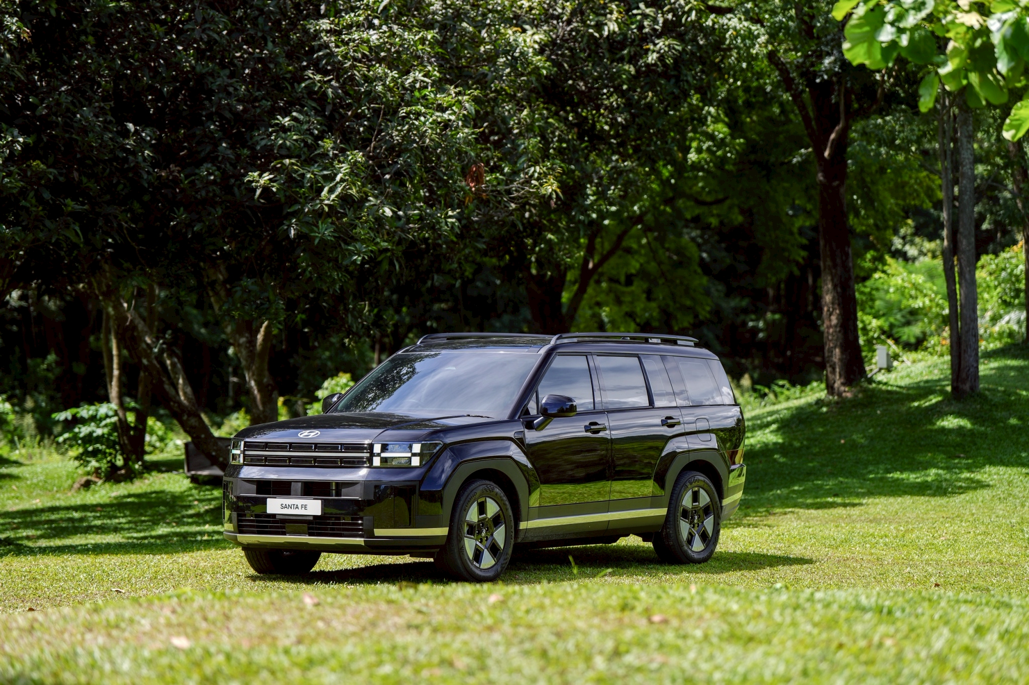 ฮุนได เผยอินไซต์ 10 เหตุผล!!  ที่สุดของรถ SUV ไฮบริดระดับเรือธง  "The all-new SANTA FE" ชูสมรรถนะเหนือชั้นพร้อมฟังก์ชันที่ตอบโจทย์ไลฟ์สไตล์ผู้บริโภคยุคใหม่ ในราคาเริ่มต้นเพียง 1.599 ล้านบาท สำนักพิมพ์แม่บ้าน