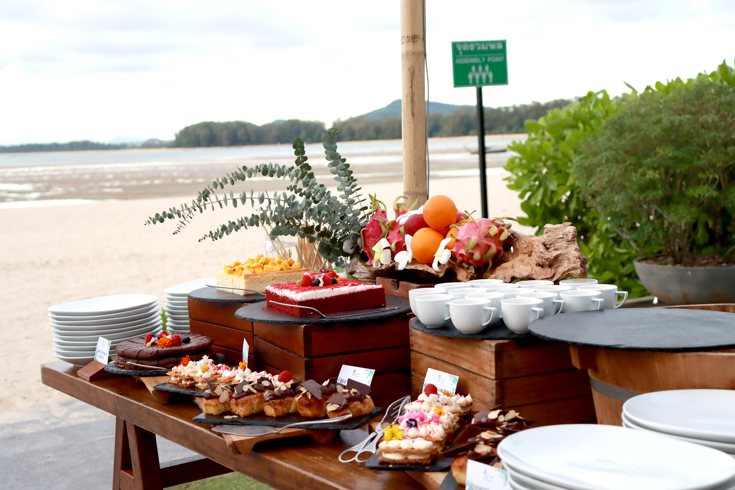 เติมเต็มกุมภาพันธ์ของคุณให้เป็นช่วงเวลาอันแสนพิเศษ กับการเฉลิมฉลองคืนวันวาเลนไทน์และเทศกาลตรุษจีน ที่ภูเก็ต แมริออท รีสอร์ท แอนด์ สปา, ในยาง บีช สำนักพิมพ์แม่บ้าน