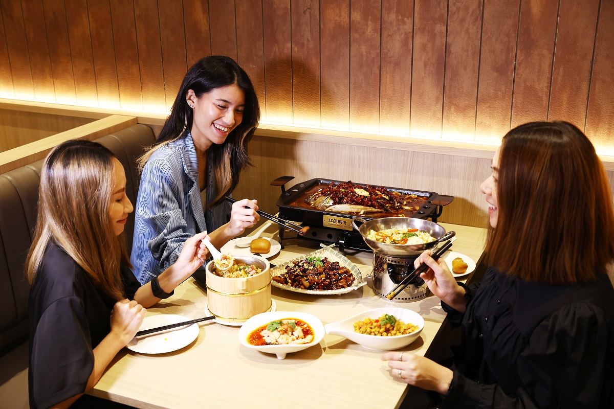 ไขความลับเมนู “ปลา” อาหารมงคลประจำเทศกาลของชาวจีน พร้อมเปิดลิสต์เมนูเสริมสิริมงคลจากร้าน “ริเวอร์ไซด์ กริลล์ ฟิช แอนด์ หม่าล่า”