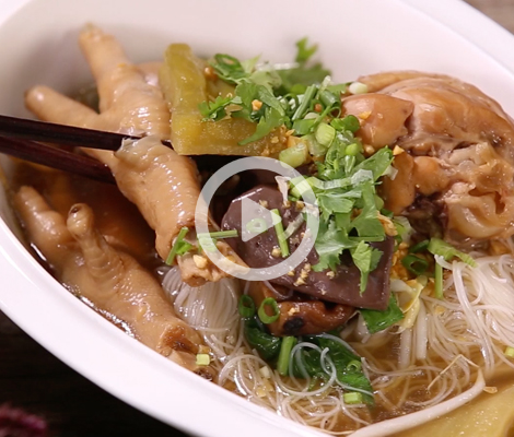 Cooking Clip : ก๋วยเตี๋ยวไก่ตุ๋นมะระ สำนักพิมพ์แม่บ้าน